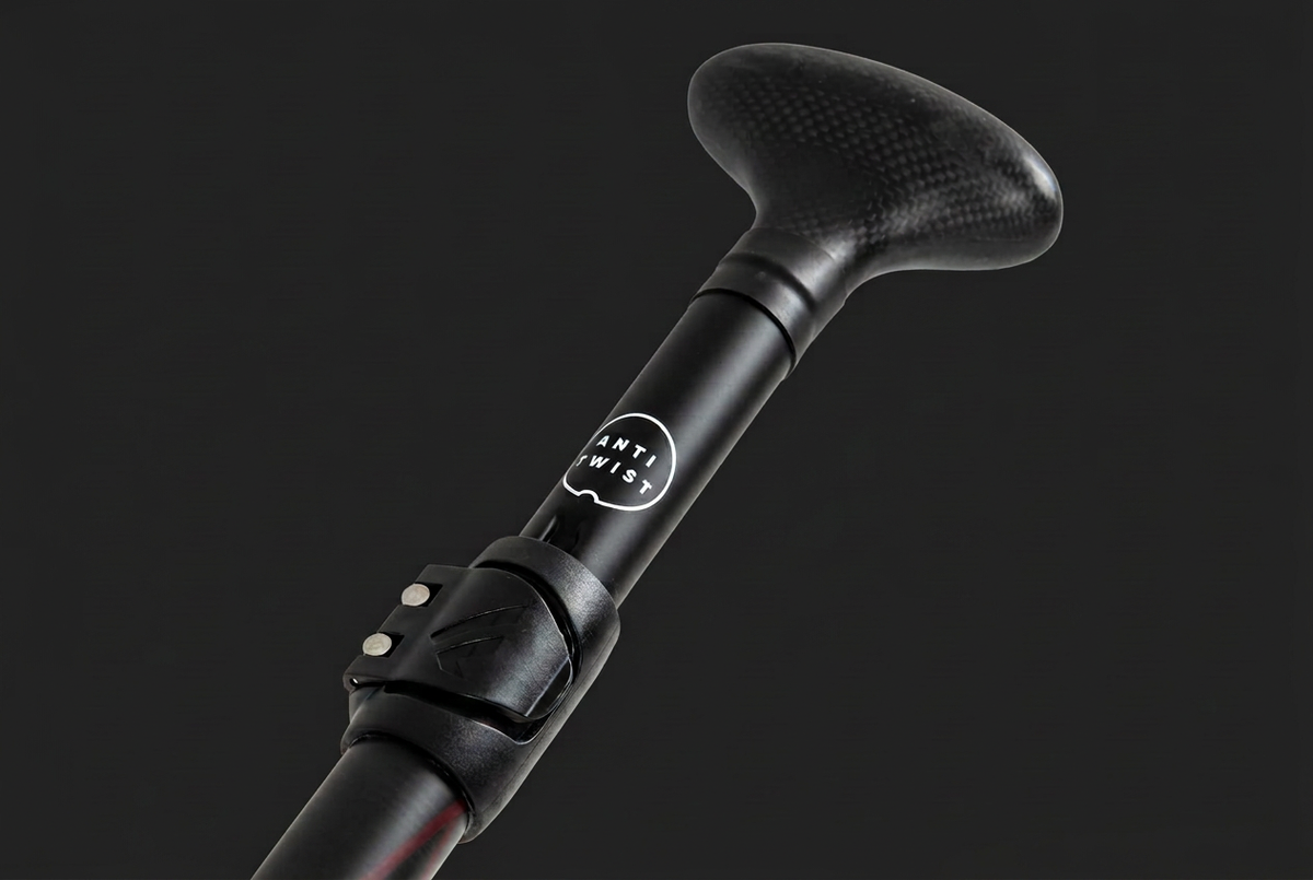 Fanatic paddle handle and clamp on charcoal background without icons